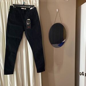 31 Levi Premium 721 High Rise Skinny w tags, never worn